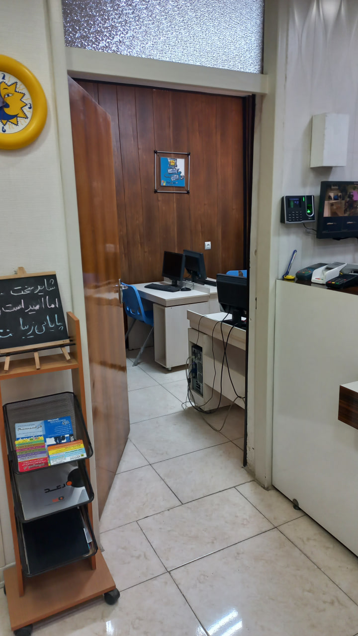 استخدام بازاریاب پژوهشی