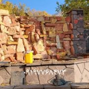 اجرای سنگ لاشه دیوار نما ویلا